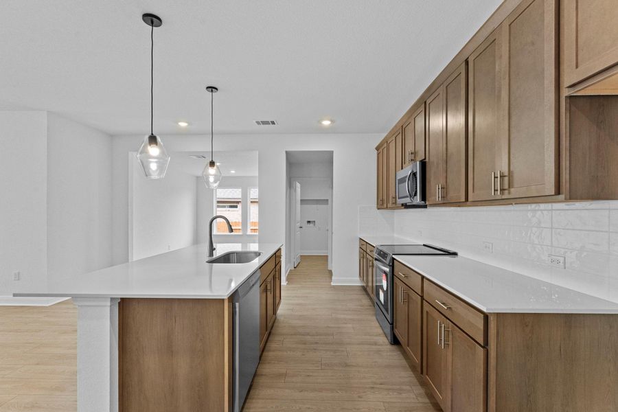 Furnished interior view inside a new home in Riverview, Georgetown (Image 9).