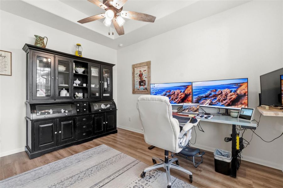 Furnished interior view inside a new home in Deer Pines, Conroe (Image 35).