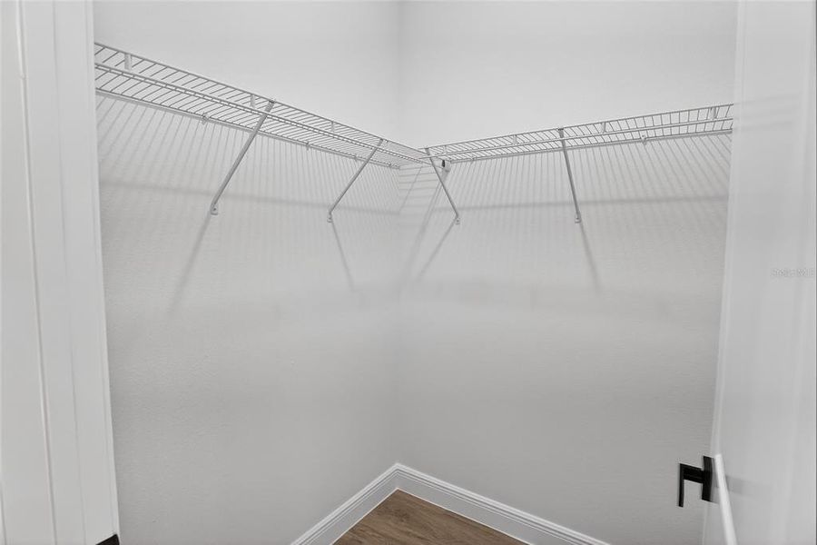 Spacious, unfurnished interior of a new home in , Citrus Springs (Image 18).