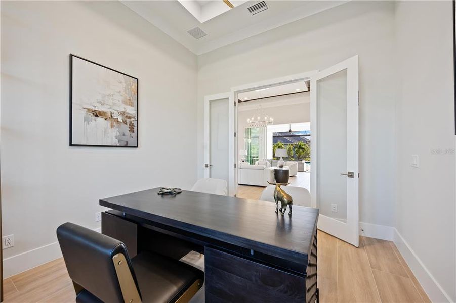 Furnished interior view inside a new home in , Sarasota (Image 23).