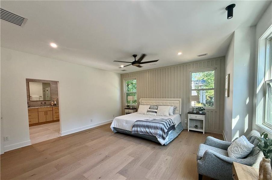 Furnished interior view inside a new home in , Dunwoody (Image 50).