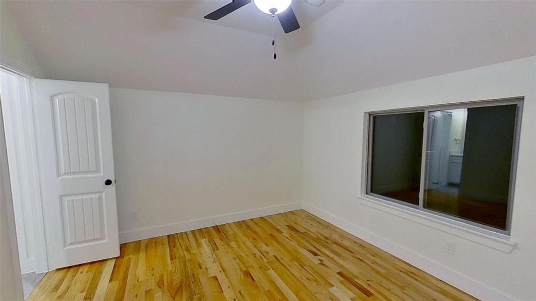 Spacious, unfurnished interior of a new home in , Mabank (Image 14). Spacious, unfurnished interior of a new home in , Mabank (Image 14).