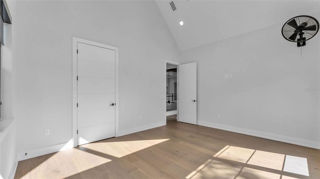 Spacious, unfurnished interior of a new home in Delphi Hills, Lakeland (Image 65).
