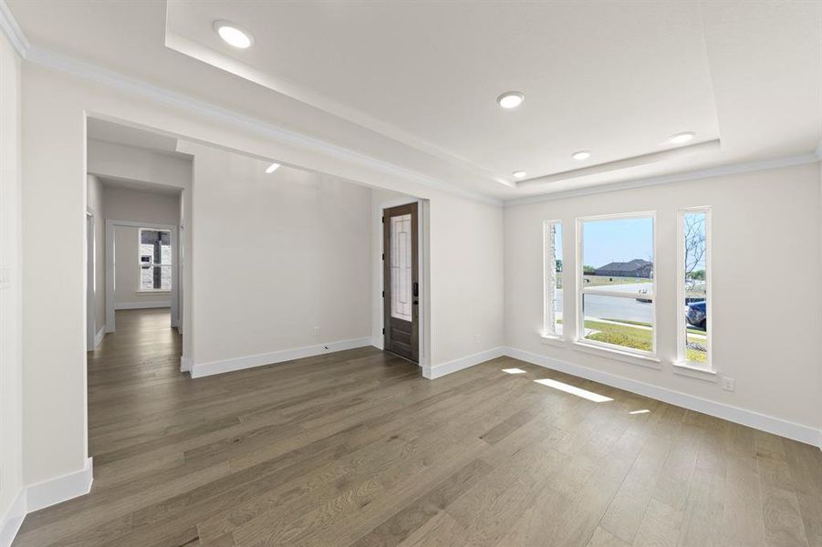 07. 6401 Tahoe - Dining 07. 6401 Tahoe - Dining