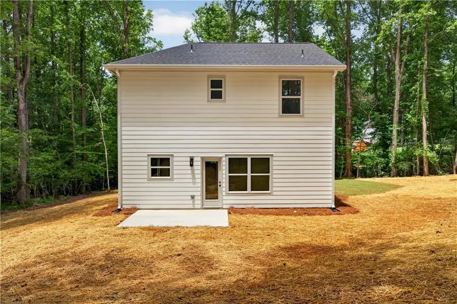 Exterior details and patio area of a home in , Dawsonville (Image 27).