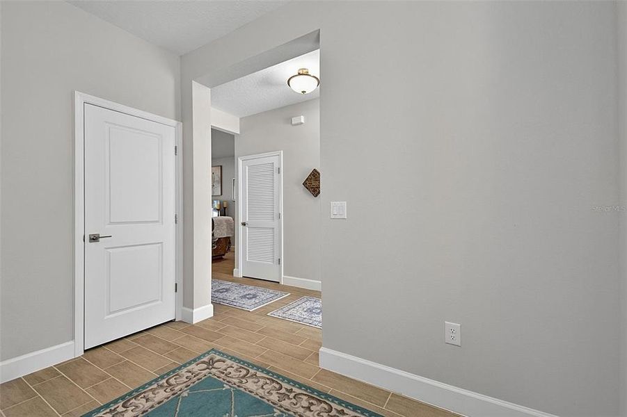 Spacious, unfurnished interior of a new home in , Palm Coast (Image 23).