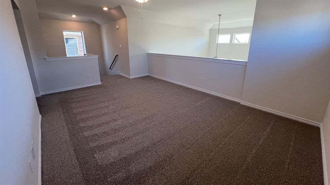 Spacious, unfurnished interior of a new home in Silverado, Aubrey (Image 12).