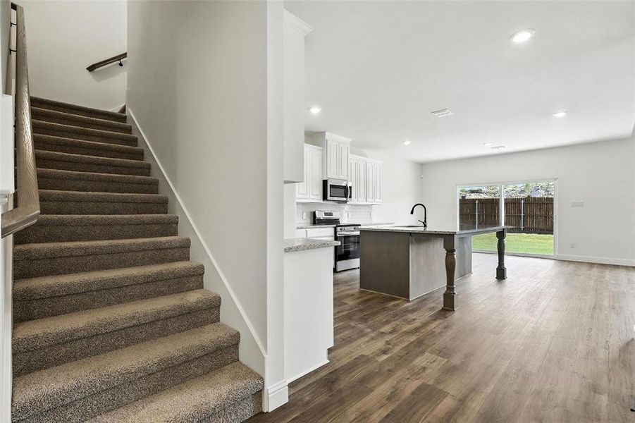 Image 37 of a home in Stoneview. Image 37 of a home in Stoneview.