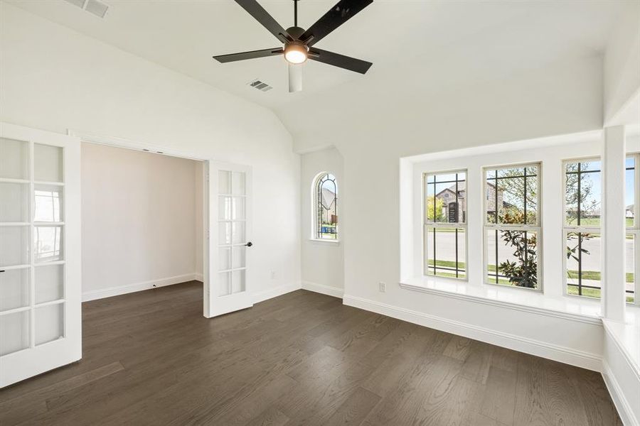 Spacious, unfurnished interior of a new home in Willow Wood Classic 50, McKinney (Image 34). Spacious, unfurnished interior of a new home in Willow Wood Classic 50, McKinney (Image 34).