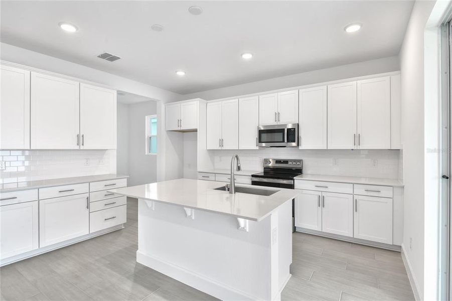 Furnished interior view inside a new home in , Tavares (Image 8).