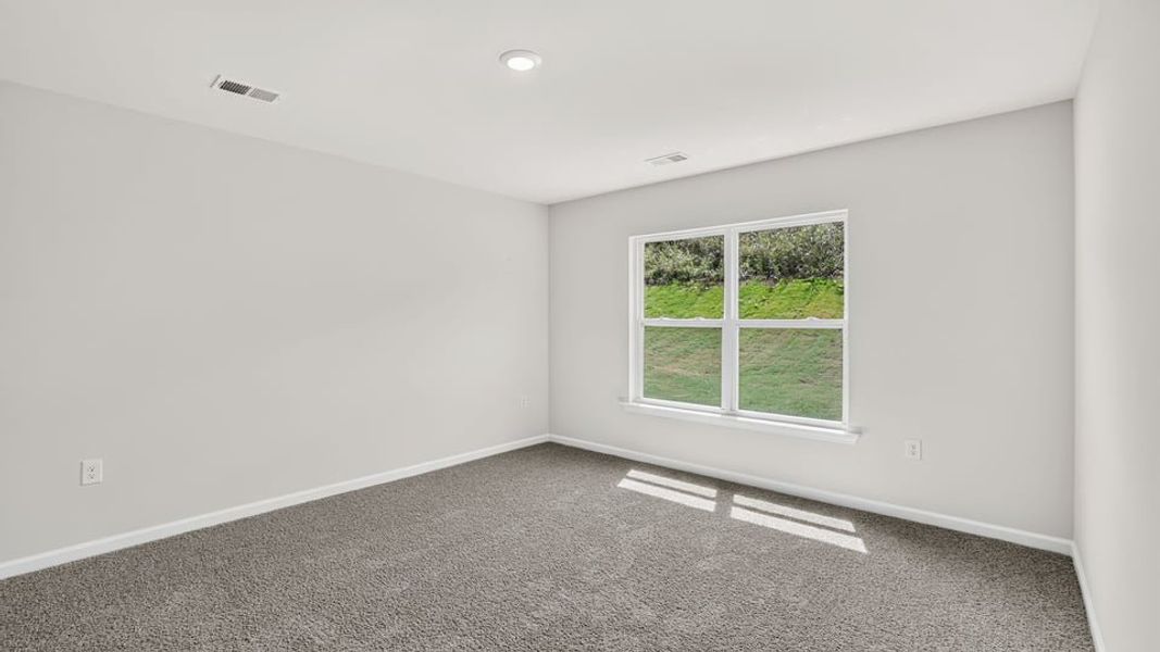 Spacious, unfurnished interior of a new home in Gibson Grove, Laurens (Image 27).