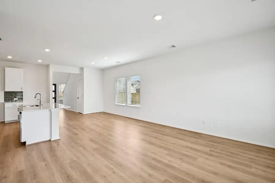 Spacious, unfurnished interior of a new home in Landing Meadows - Traditional Series, New Caney (Image 25).