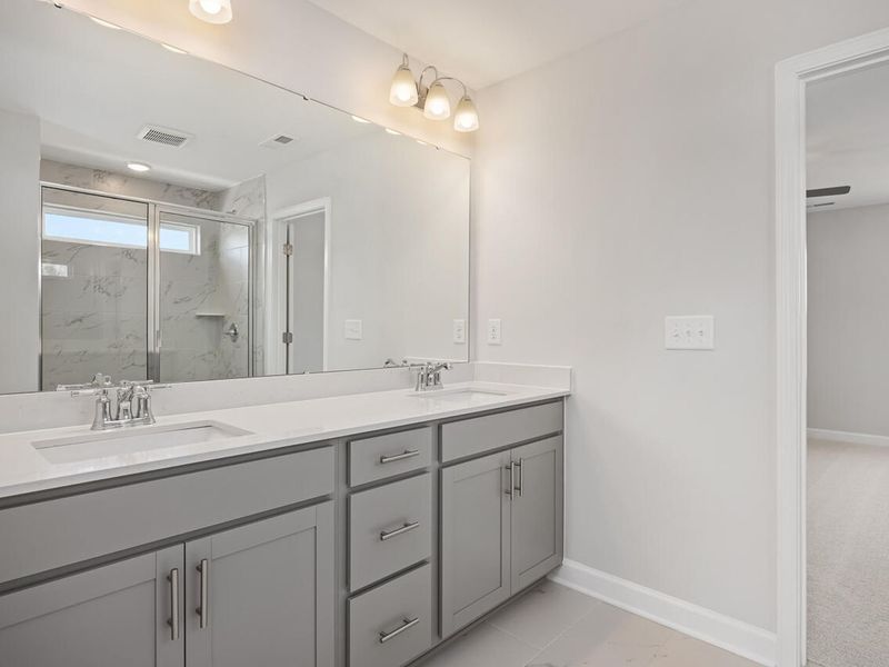 Furnished interior view inside a new home in Tobacco Road, Angier (Image 8).