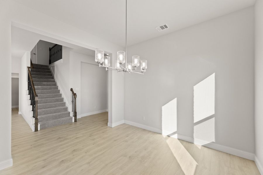 Representative unfurnished interior of a home built from the Fairview by Sandlin Homes in Lakesong, Midlothian (Image 16). Representative unfurnished interior of a home built from the Fairview by Sandlin Homes in Lakesong, Midlothian (Image 16).