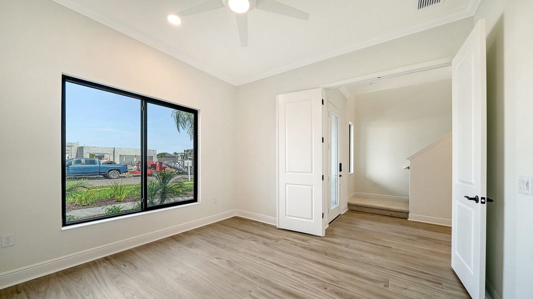Spacious, unfurnished interior of a new home in Palm Grove, Lakewood Ranch (Image 16). Spacious, unfurnished interior of a new home in Palm Grove, Lakewood Ranch (Image 16).