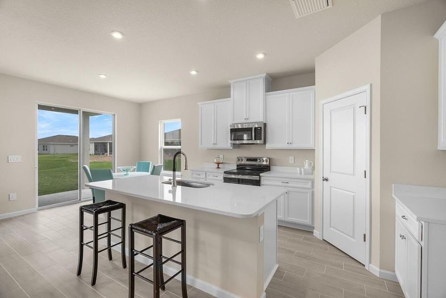 4385-Lago-Cir-HigMedia-020-1280