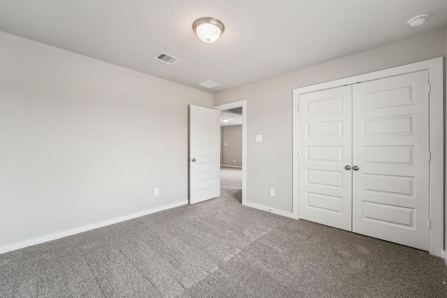 Photo is not of the actual home but is an inspirational photo of builder’s model home and may depict options, furnishings, and/or decorator features that are not included.