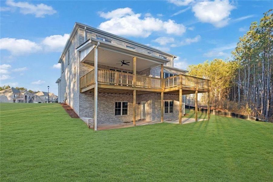 Exterior details and patio area of a home in , Fairburn (Image 26).