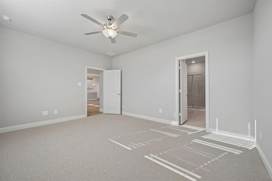 Spacious, unfurnished interior of a new home in Lakehaven - Premier Series, Farmersville (Image 25).