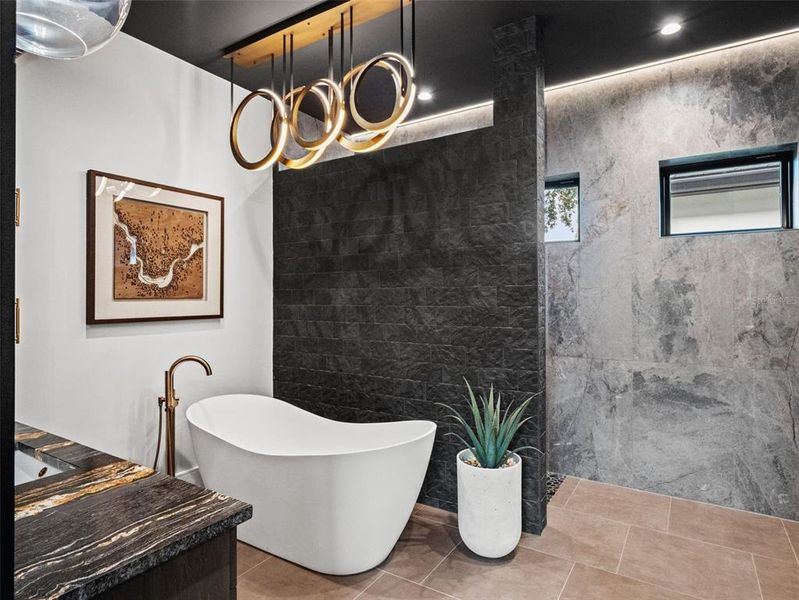 Furnished interior view inside a new home in , Orlando (Image 42).
