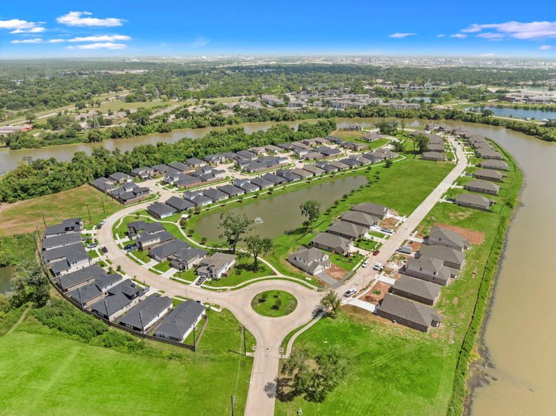 Image 26 of a home in Woodshore.