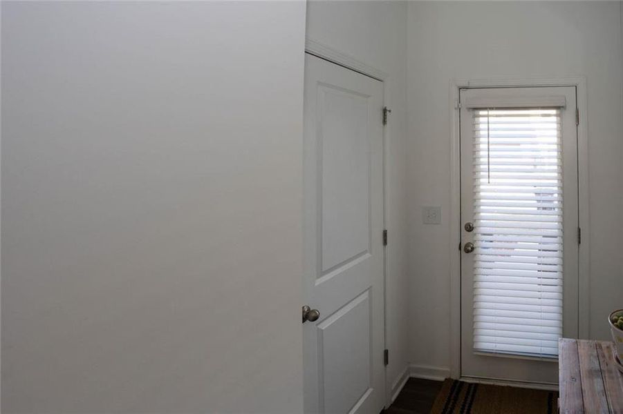 Spacious, unfurnished interior of a new home in Laurelwood, Douglasville (Image 25).