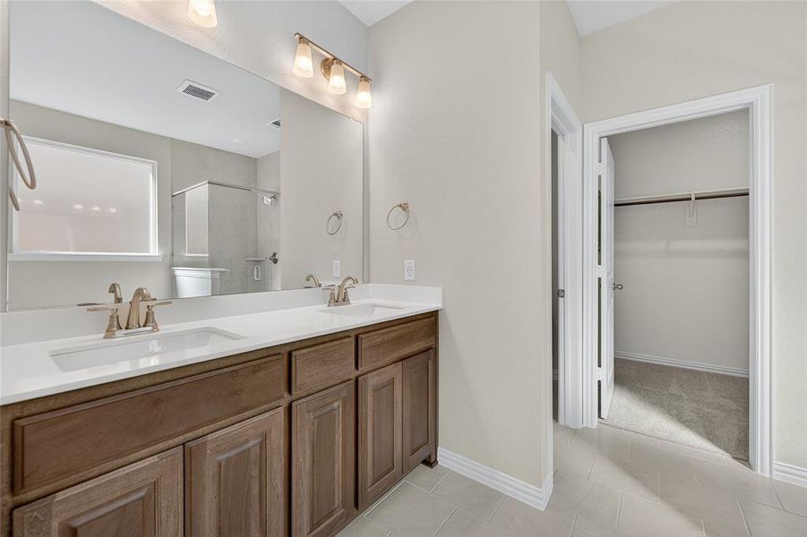 Furnished interior view inside a new home in Northstar, Fort Worth (Image 7).