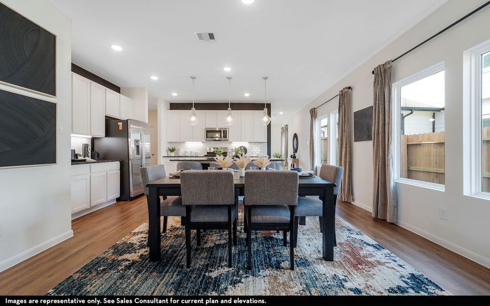 Furnished interior view inside a new home in Lago Mar, Texas City (Image 8).