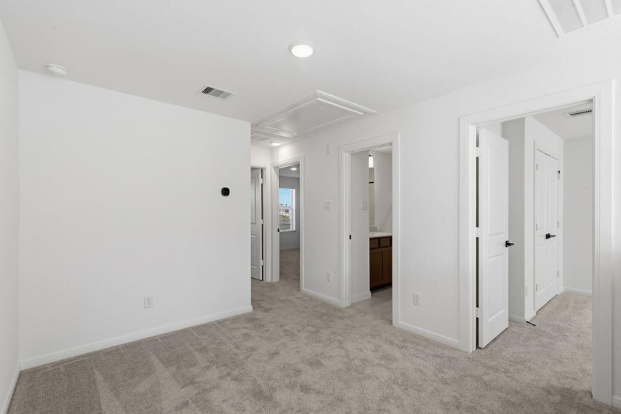 Spacious, unfurnished interior of a new home in Jordan Ranch 45' Homesites, Fulshear (Image 16).