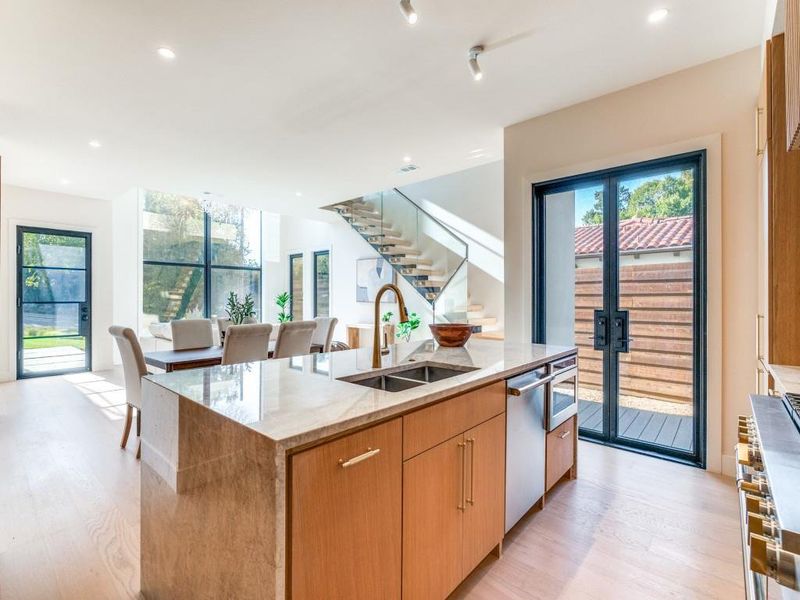 Furnished interior view inside a new home in , Dallas (Image 14). Furnished interior view inside a new home in , Dallas (Image 14).