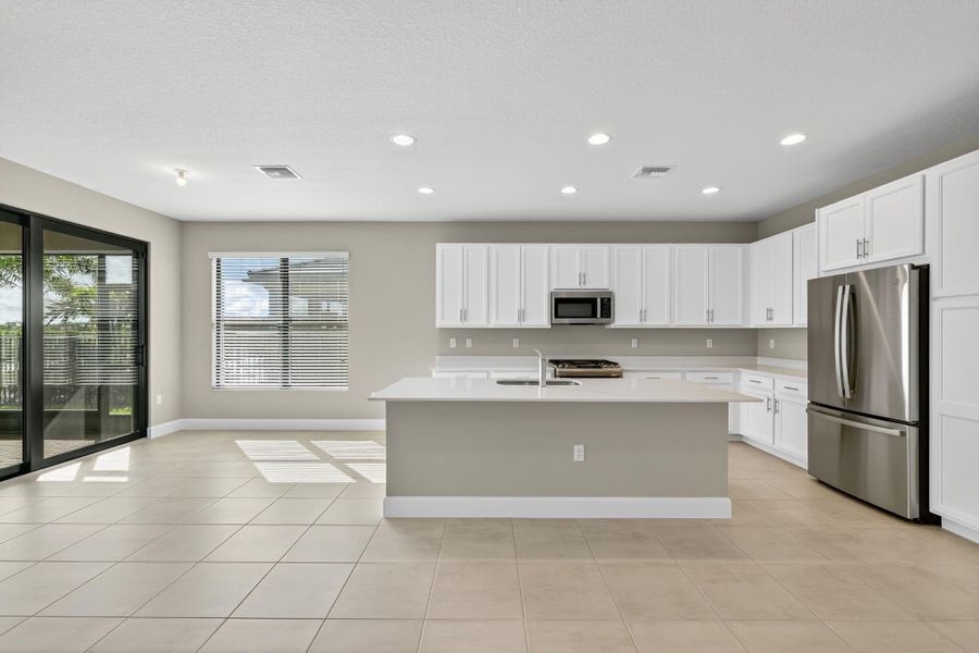 Furnished interior view inside a new home in , Port St. Lucie (Image 7).