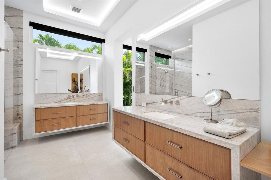 Owners Bathroom Owners Bathroom