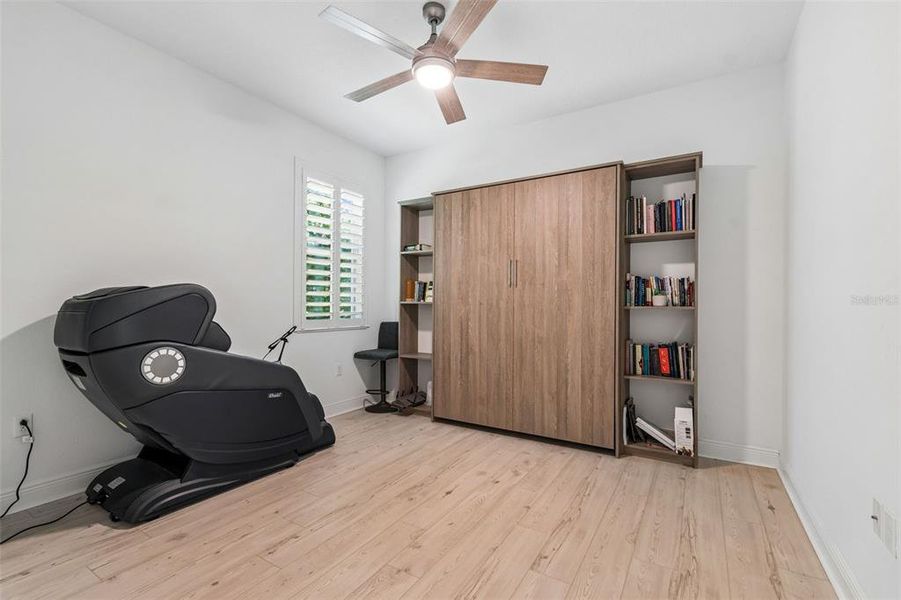 Furnished interior view inside a new home in , Tarpon Springs (Image 27). Furnished interior view inside a new home in , Tarpon Springs (Image 27).