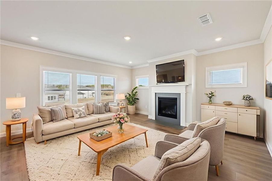 Furnished interior view inside a new home in River Pointe, Monroe (Image 11).