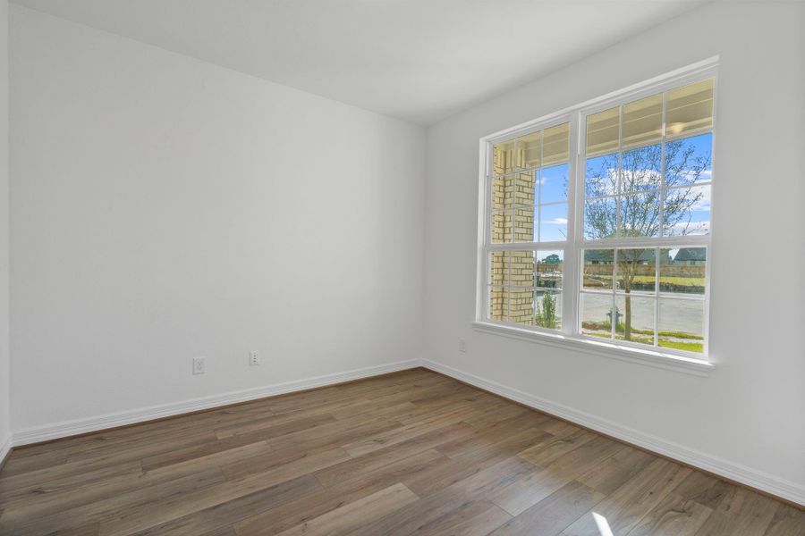 Note: Sample product photo. Actual exterior and interior selections may vary by homesite. Photo may be virtually staged