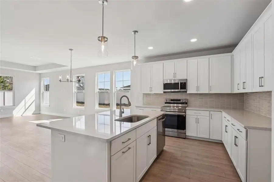 Furnished interior view inside a new home in Palm Coast Homes, Palm Coast (Image 3).