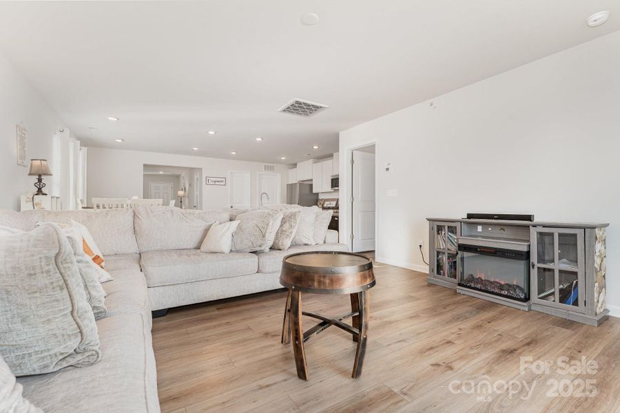 Furnished interior view inside a new home in Sullivan Farm, Statesville (Image 9). Furnished interior view inside a new home in Sullivan Farm, Statesville (Image 9).