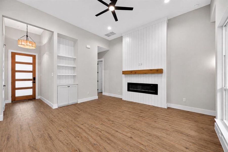 Spacious, unfurnished interior of a new home in , Dallas (Image 7).