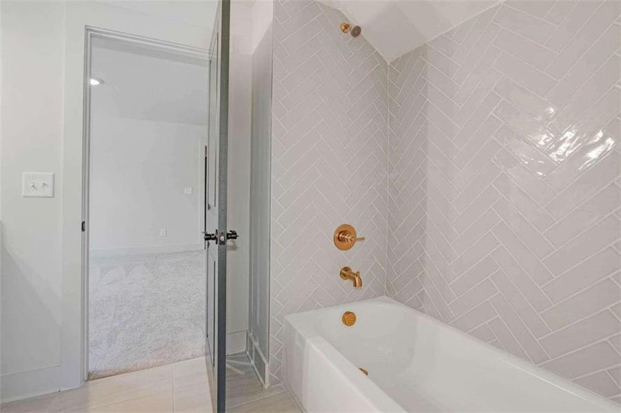 Furnished interior view inside a new home in Steeplechase, Hoschton (Image 36).