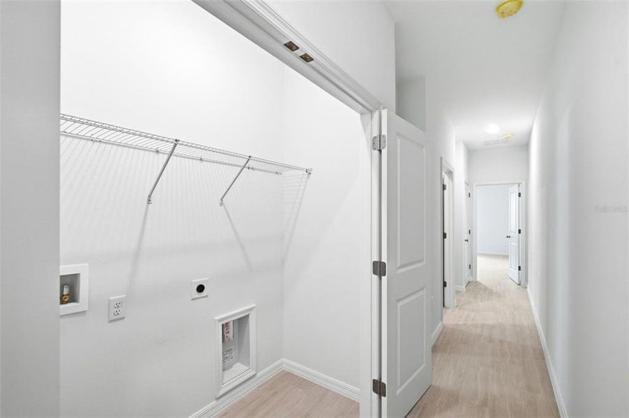 Spacious, unfurnished interior of a new home in , Eustis (Image 35).