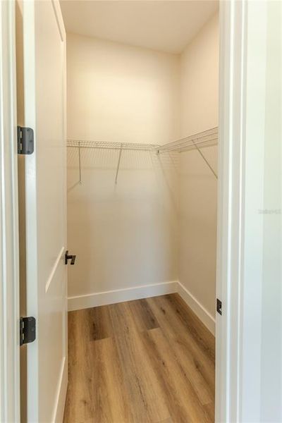 Spacious, unfurnished interior of a new home in , Weeki Wachee (Image 79).