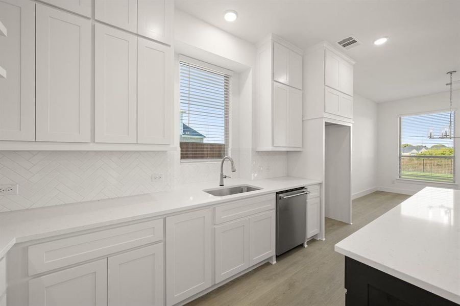 508 Burtin-  Kitchen-5