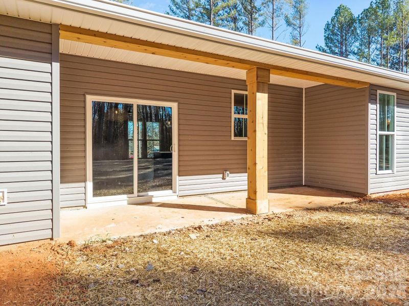 Exterior details and patio area of a home in , Lincolnton (Image 4).