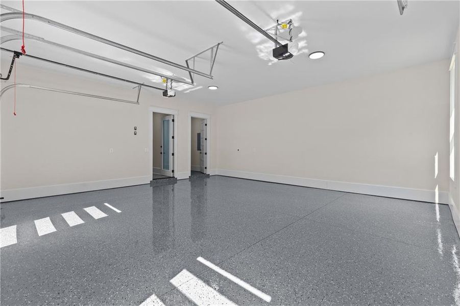 Spacious, unfurnished interior of a new home in , Monroe (Image 27).