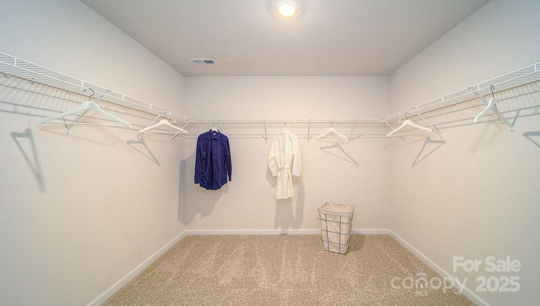 Spacious, unfurnished interior of a new home in Nolen Farm, Gastonia (Image 19).