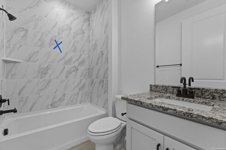 Furnished interior view inside a new home in Del Webb New Braunfels at Veramendi, New Braunfels (Image 9).