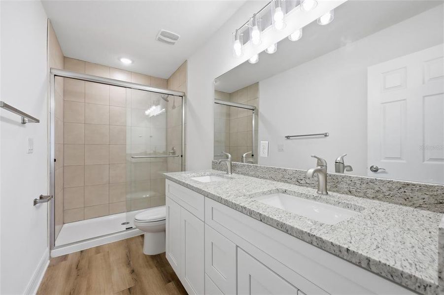 Furnished interior view inside a new home in , Lakeland (Image 11).