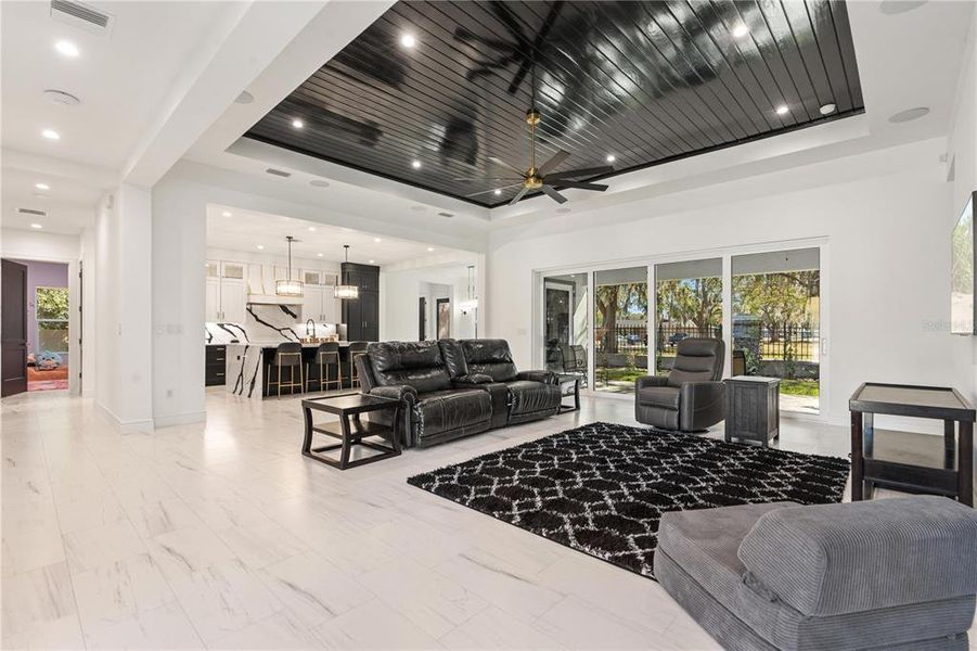 Community amenities in , Land O' Lakes (Image 62).