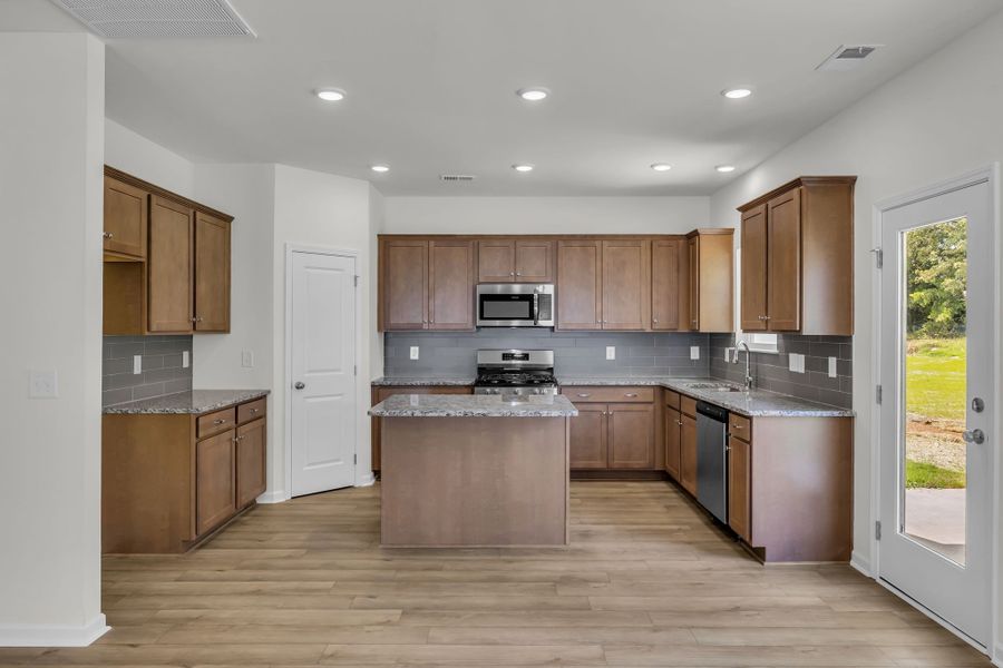 Large kitchen Large kitchen