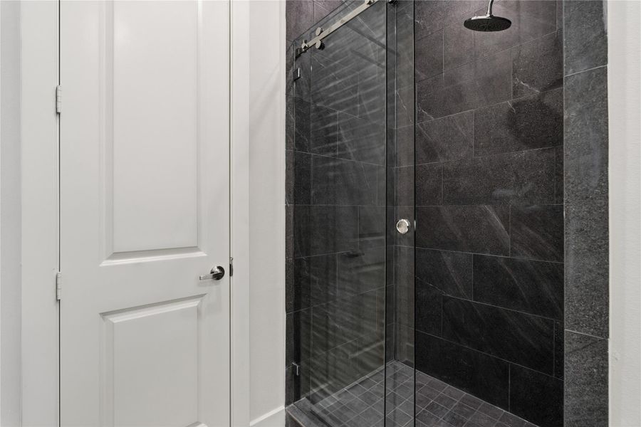 Close-up of interior finishes inside a home in Willowbend Point, Houston (Image 12).